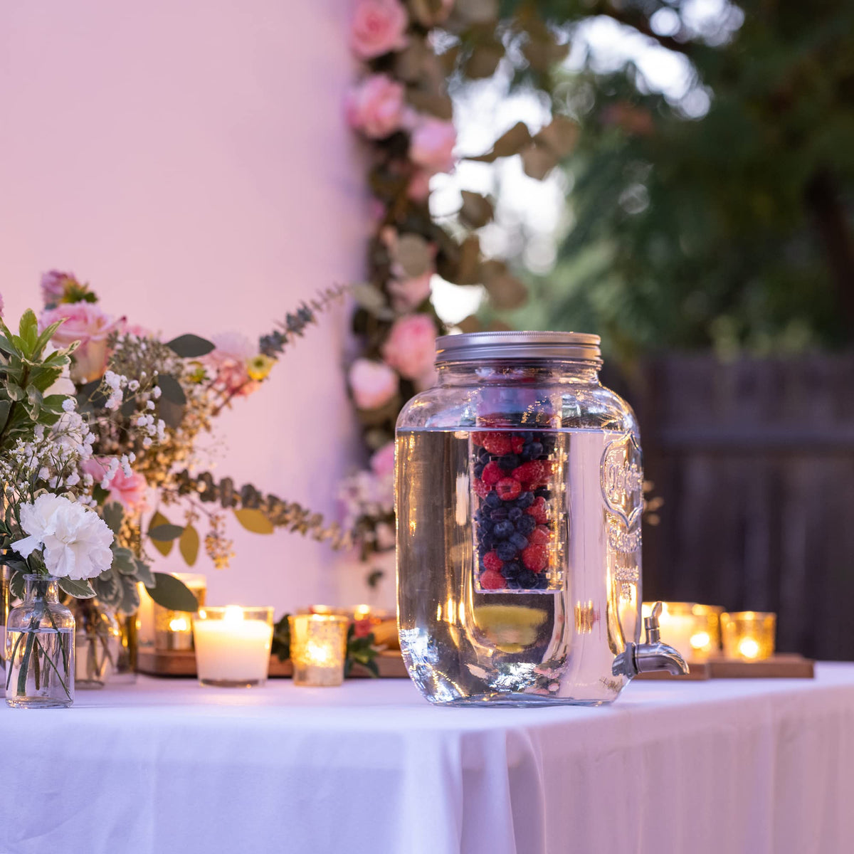 2-Gallon Glass Drink Dispenser with Spigot P7676