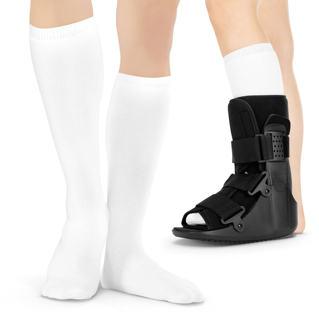1 Pair White Tube Sock Liners G53896